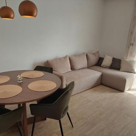Apartmani Diana 比奥格勒·纳·莫鲁 外观 照片