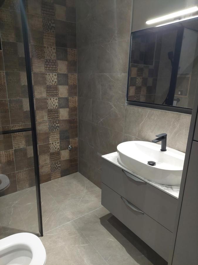Apartmani Diana 比奥格勒·纳·莫鲁 外观 照片