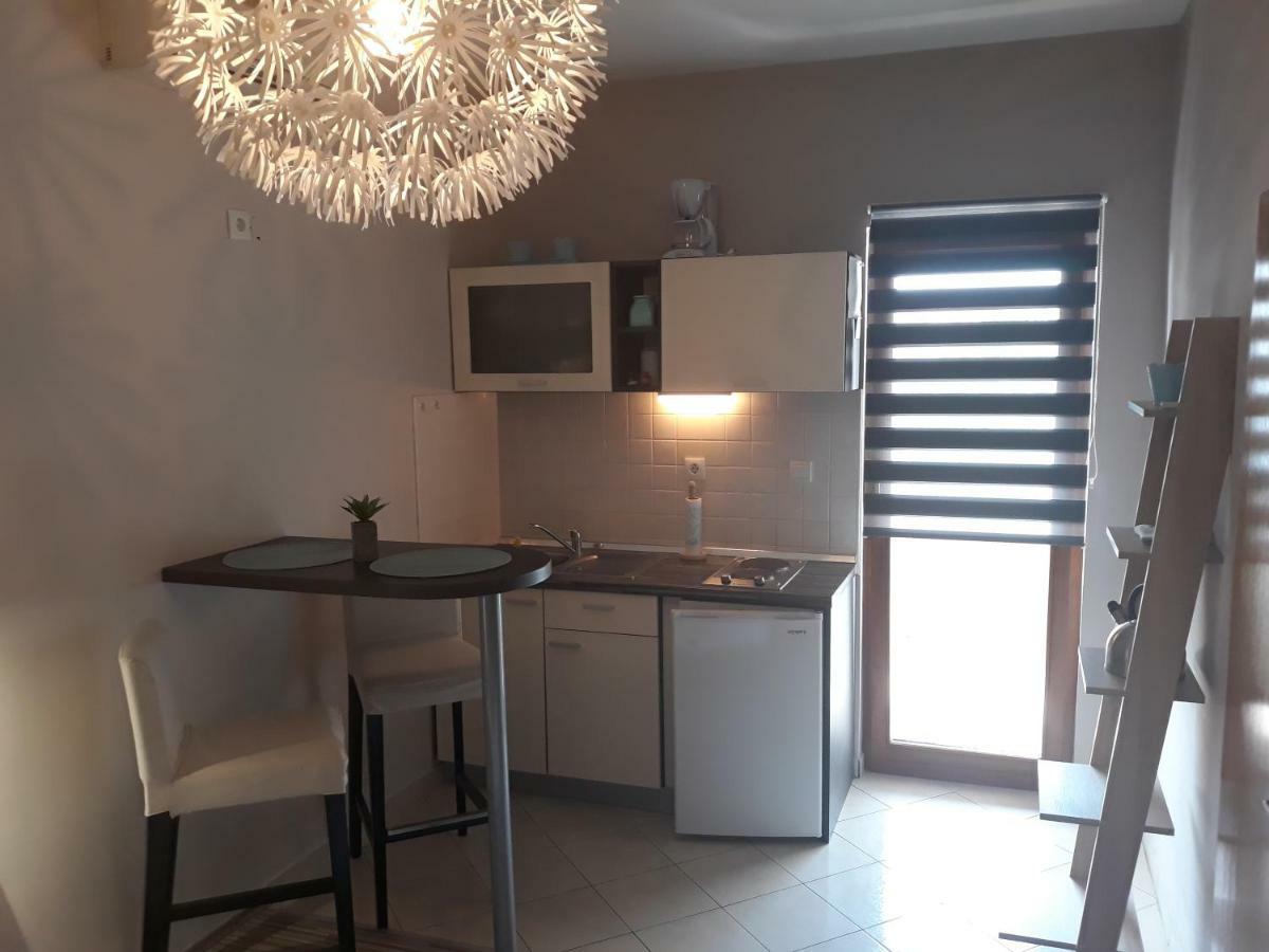 Apartmani Diana 比奥格勒·纳·莫鲁 外观 照片