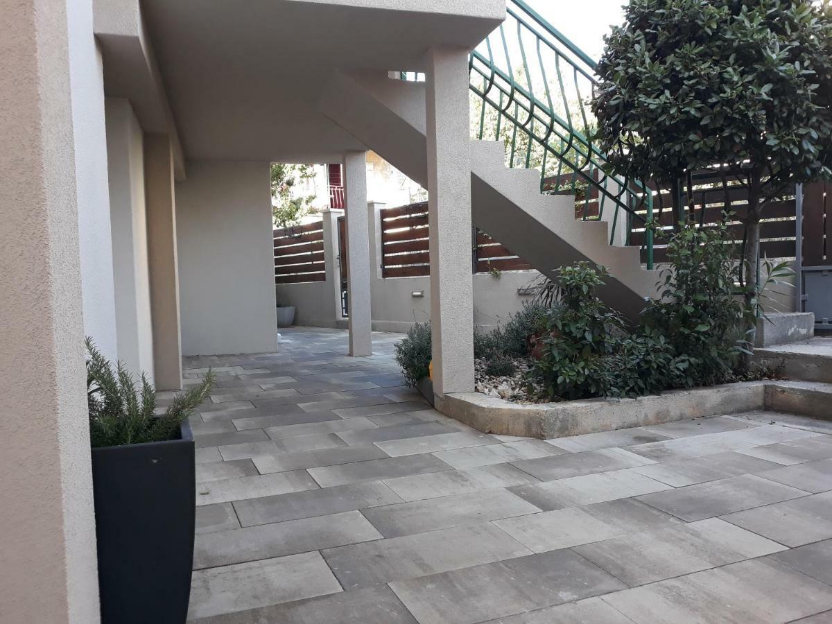 Apartmani Diana 比奥格勒·纳·莫鲁 外观 照片
