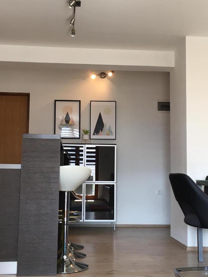 Apartmani Diana 比奥格勒·纳·莫鲁 外观 照片