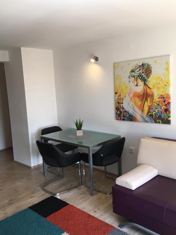 Apartmani Diana 比奥格勒·纳·莫鲁 外观 照片